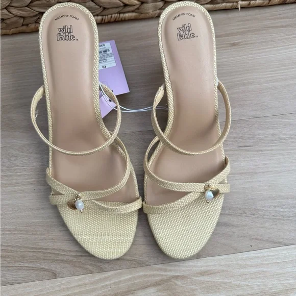 NWT! Wild Fable Brodie Strappy Raffia Charm Heels - Memory foam - Picture 5 of 14